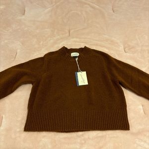 Universal Thread Cropped Sweater(M)